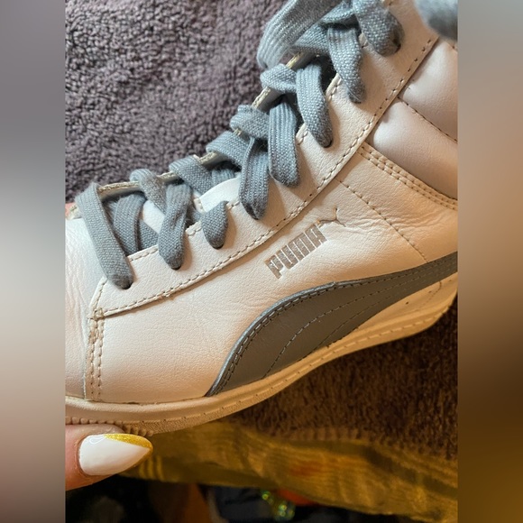 PUMA-white w/grey high top wedge sneakers..size 6.5 - Picture 2 of 7